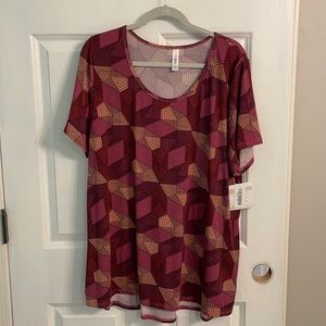 NEVER WORN! LuLaRoe short sleeve tee